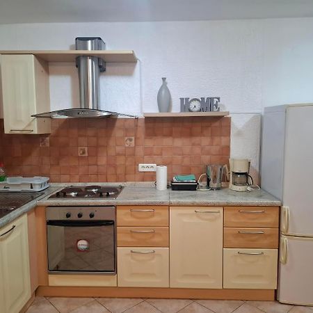 Apartmani Delas Pjescana Uvala Εξωτερικό φωτογραφία