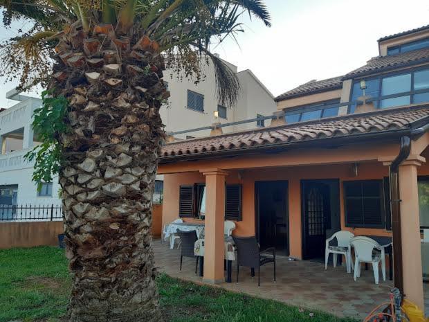 Apartmani Delas Pjescana Uvala Εξωτερικό φωτογραφία